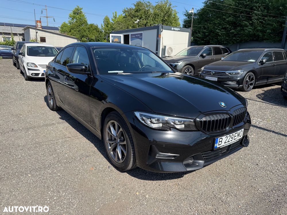 BMW Seria 3 330e xDrive Aut. - 3