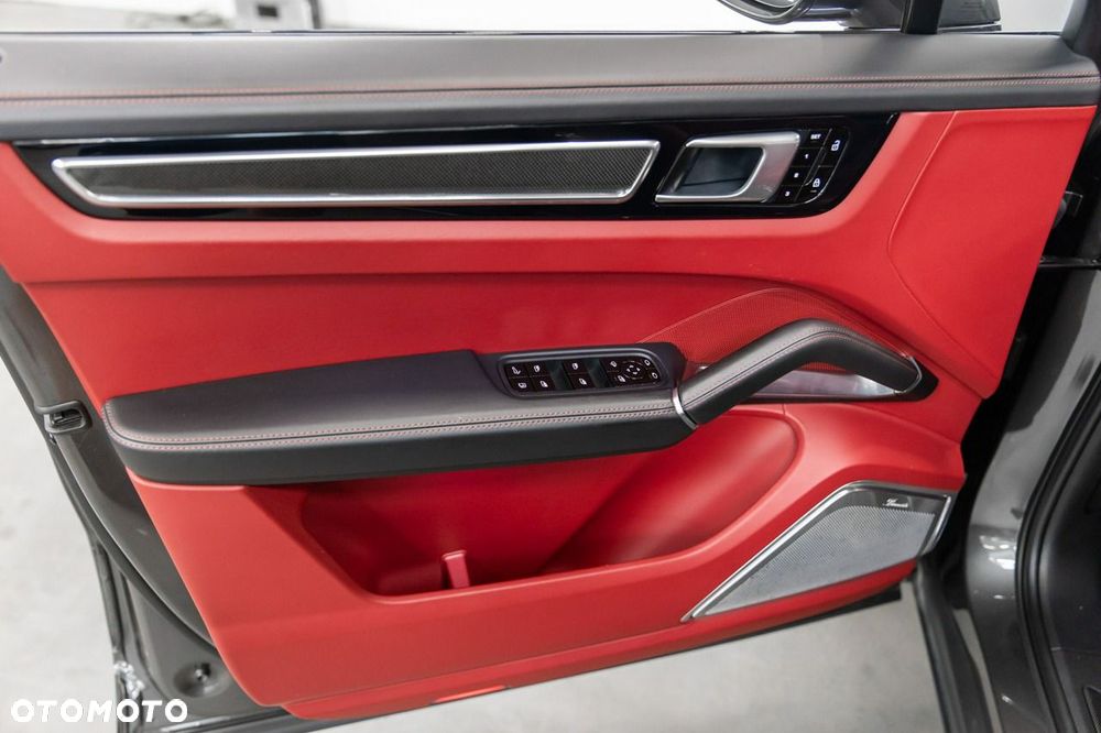 Porsche Cayenne - 31