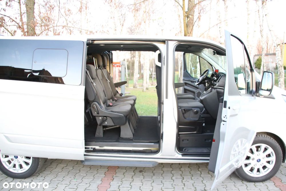 Ford Tourneo Custom 2.0 EcoBlue L2 Titanium - 16
