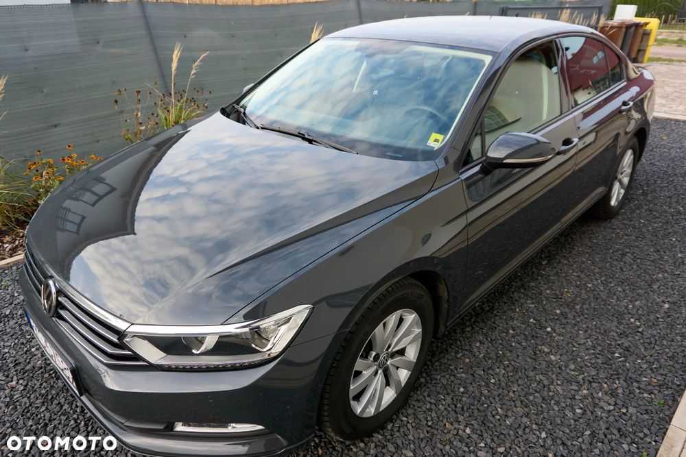 Volkswagen Passat 2.0 TDI SCR Trendline - 2