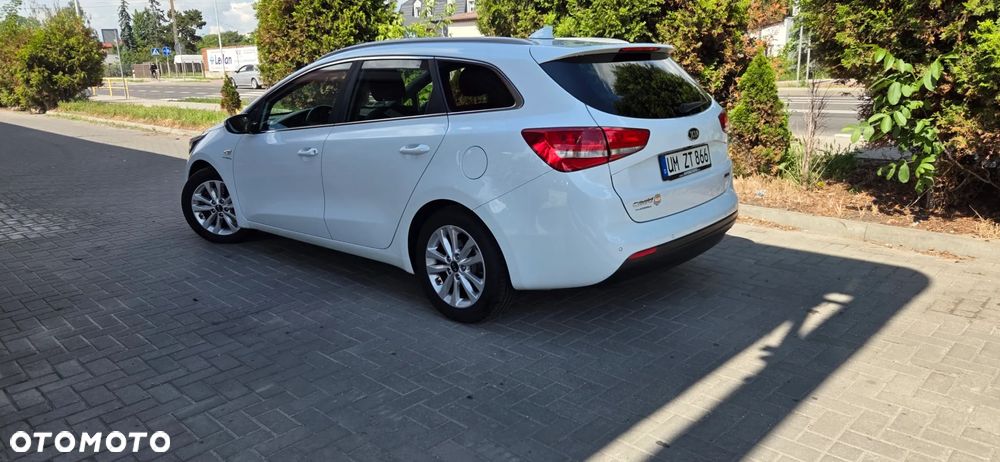 Kia Ceed 1.6 GDI Platinum Edition - 9