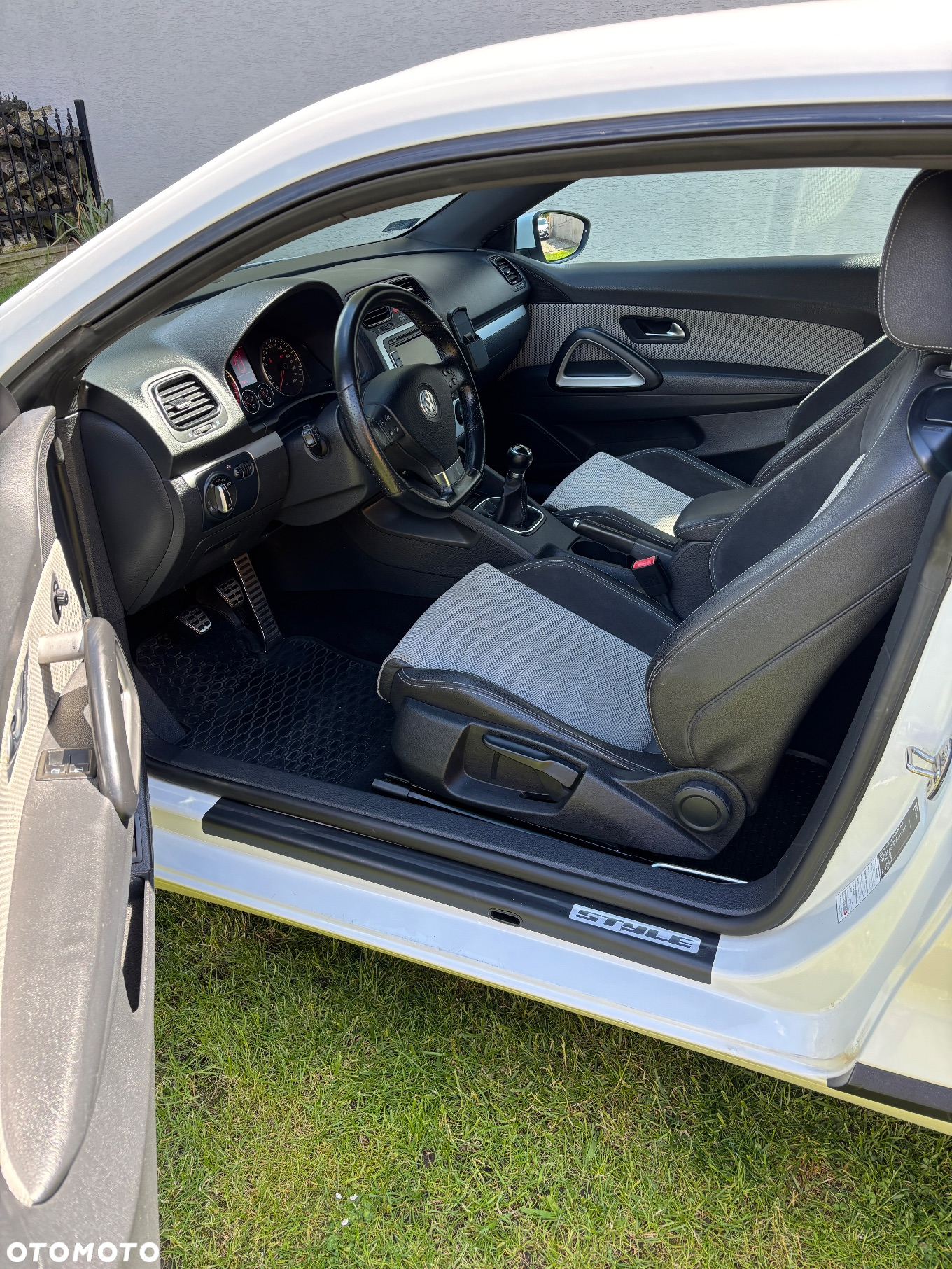 Volkswagen Scirocco 2.0 TSI - 13