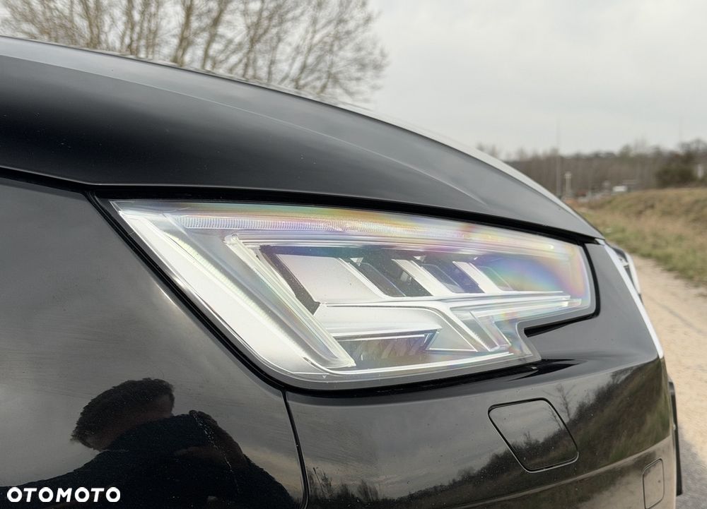 Audi A4 Avant 2.0 TDI ultra S tronic sport - 30