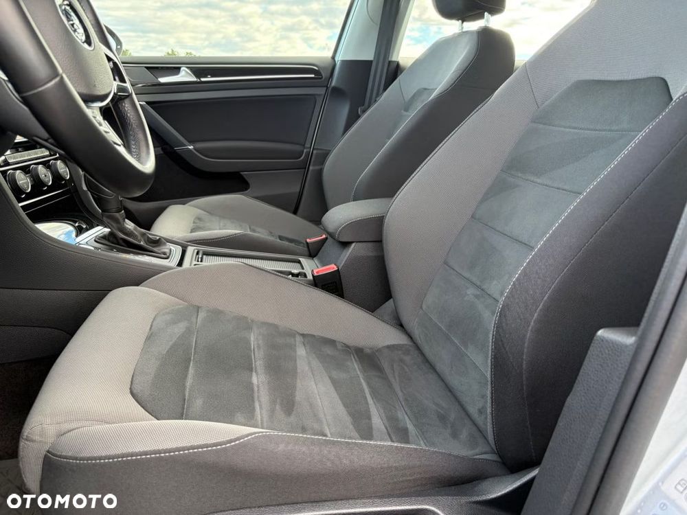 Volkswagen Golf 1.5 TSI ACT OPF DSG Highline - 15