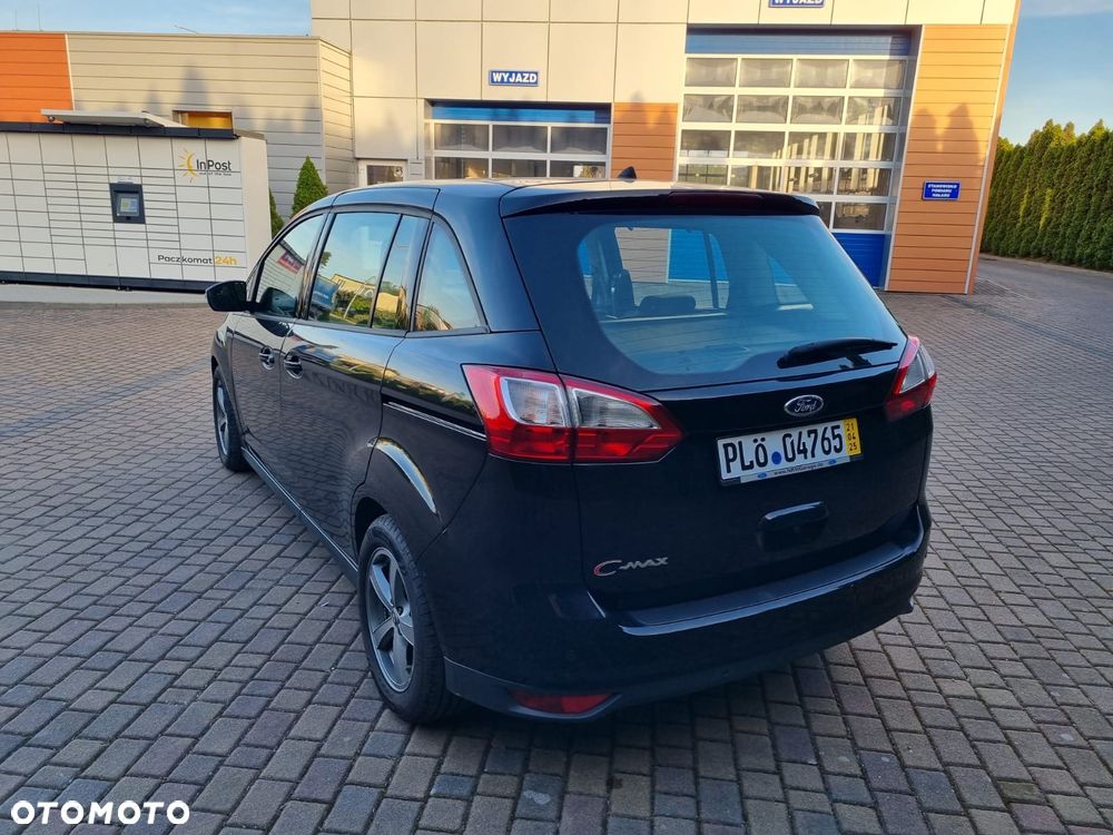 Ford Grand C-MAX - 13