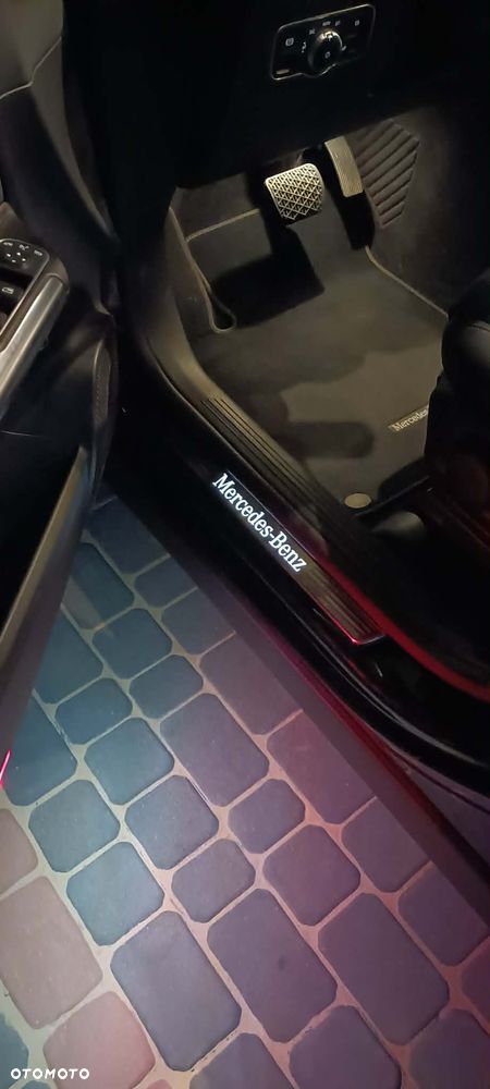 Mercedes-Benz GLA 200 Progressive - 37