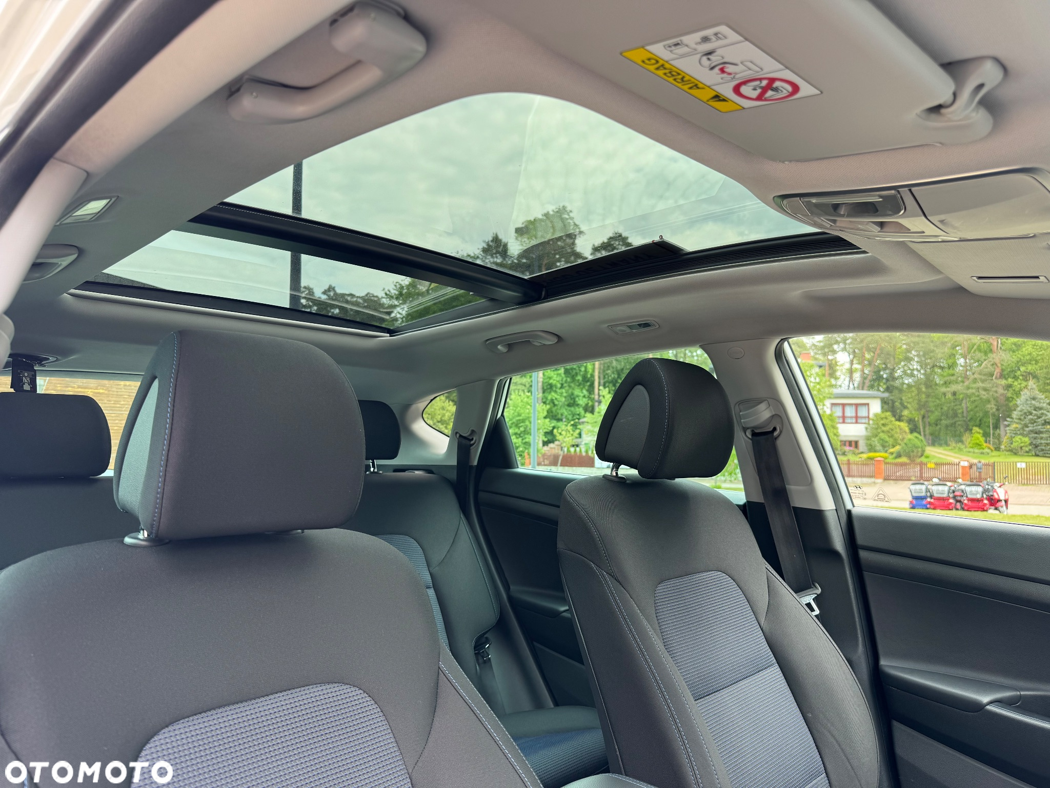 Hyundai Tucson 1.7 CRDI BlueDrive Style 2WD - 25
