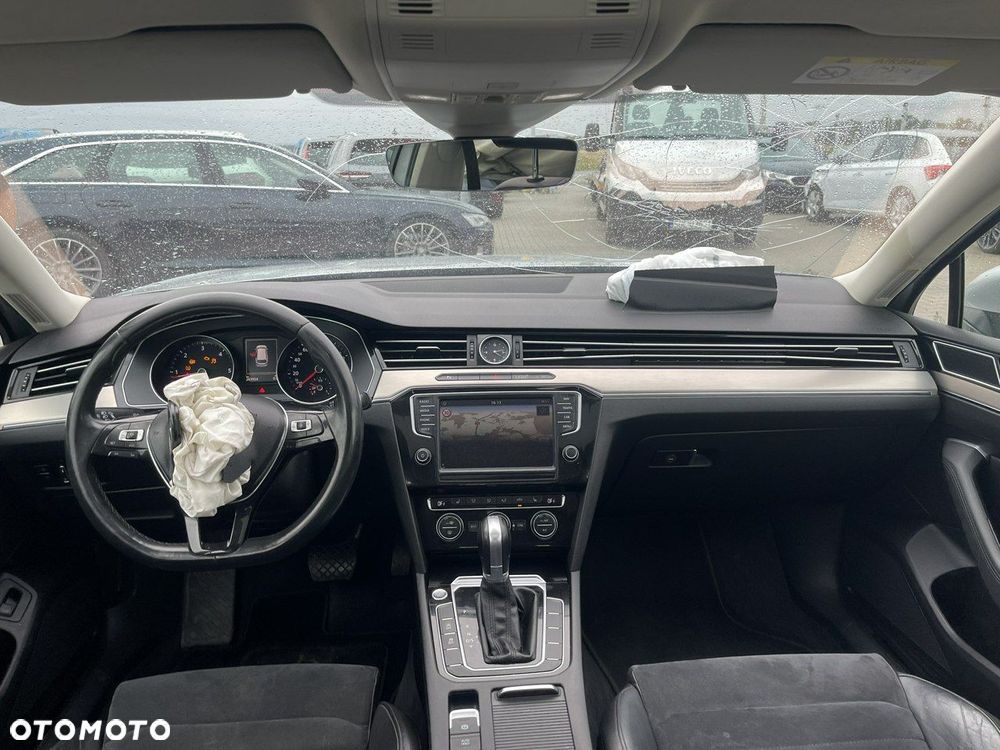 Volkswagen Passat - 7