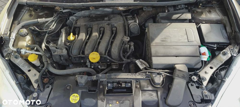 Renault Megane 1.6 16V Authentique - 12