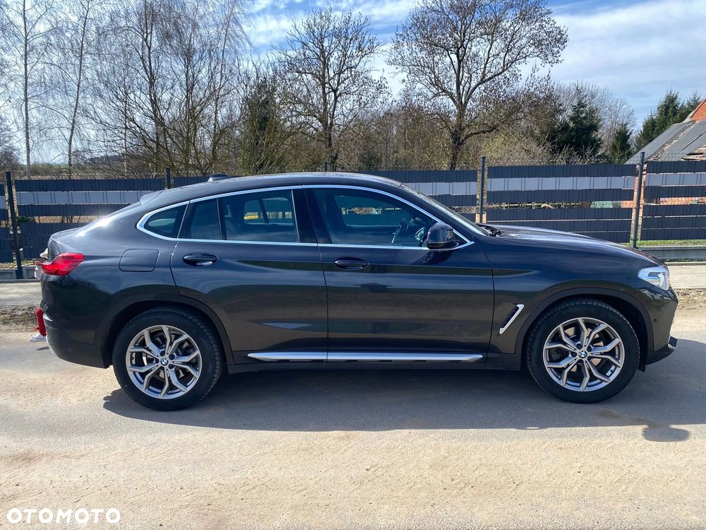BMW X4 xDrive20d xLine sport - 3