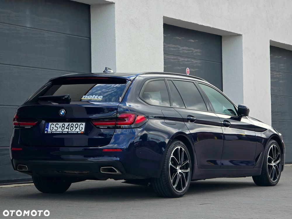 BMW Seria 5 530d mHEV Luxury Line - 4