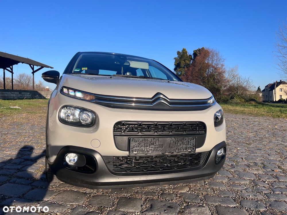 Citroën C3 1.2 PureTech Shine EAT6 - 8