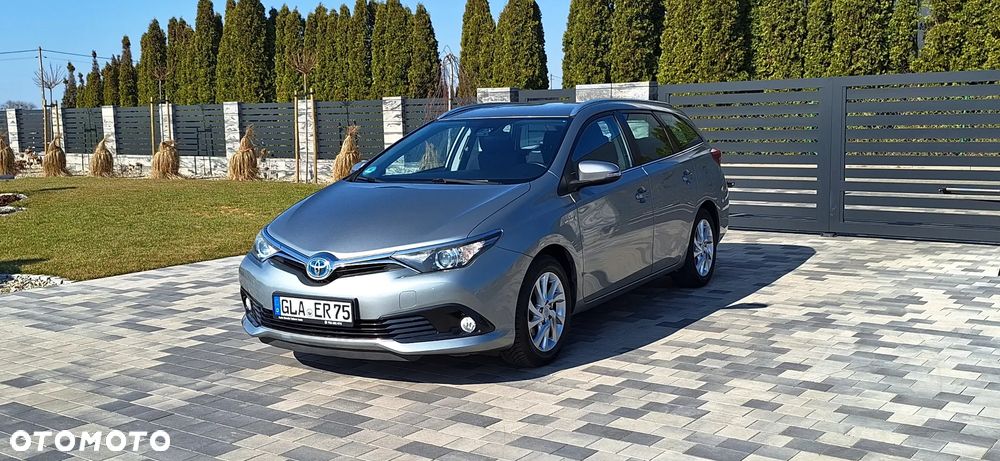 Toyota Auris - 2