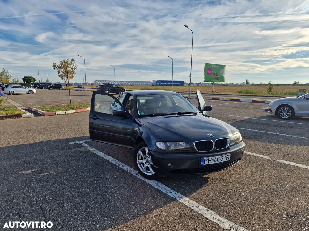 BMW Seria 3 318i - 12