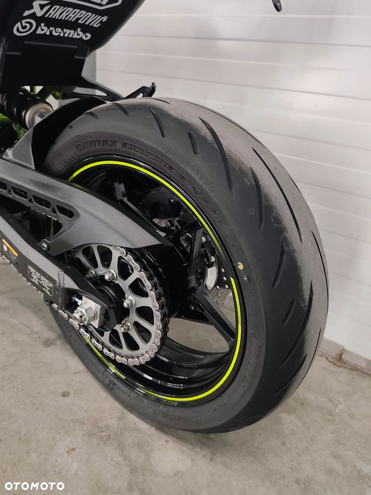 Kawasaki Z 900 - 8