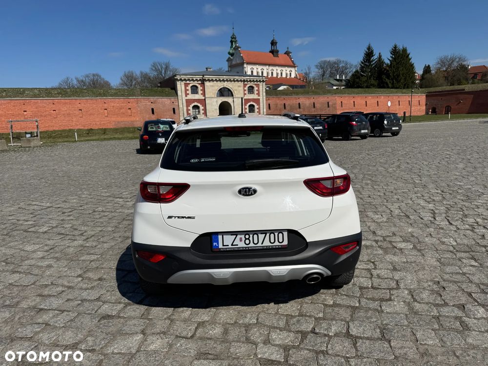 Kia Stonic - 2