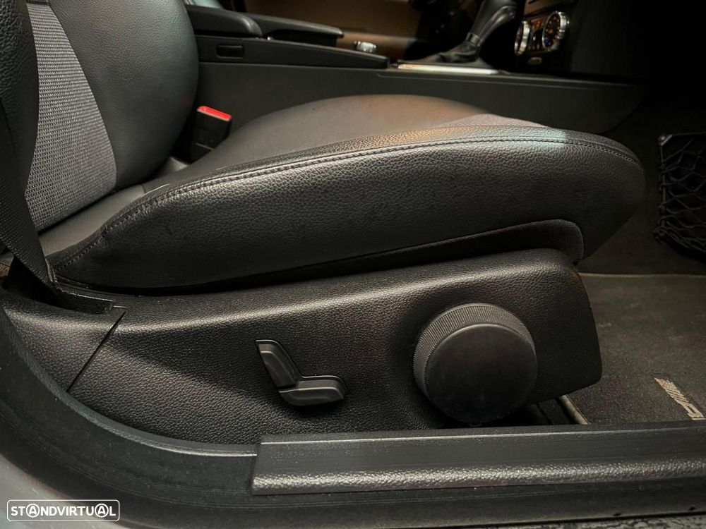 Mercedes-Benz C 250 - 13