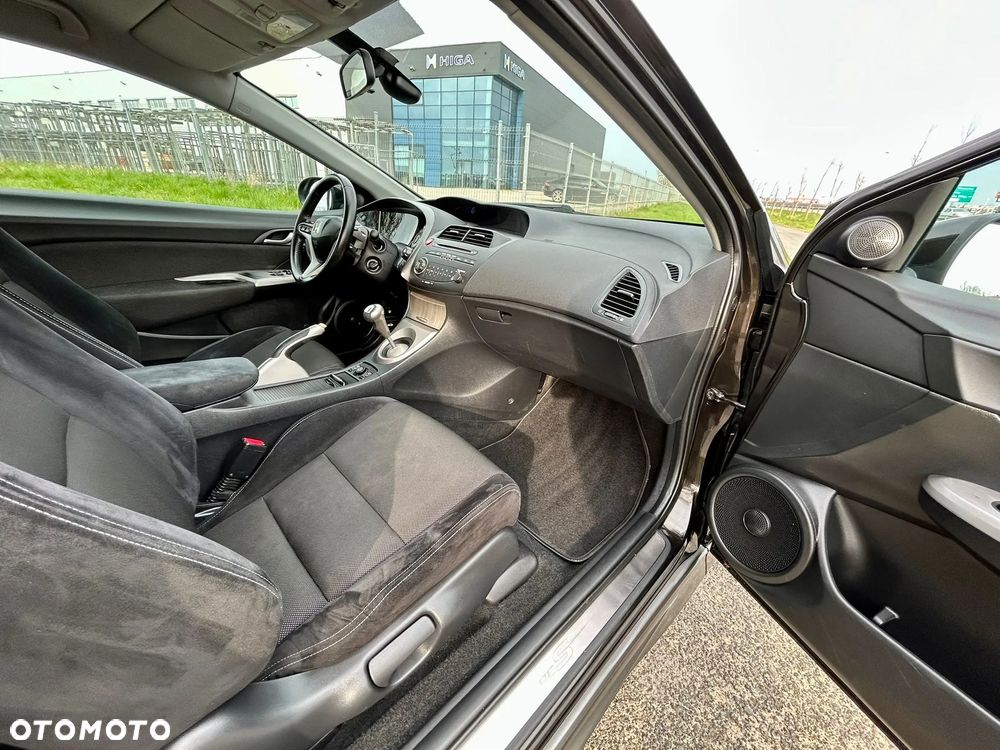 Honda Civic 1.8i-VTEC Type S - 6