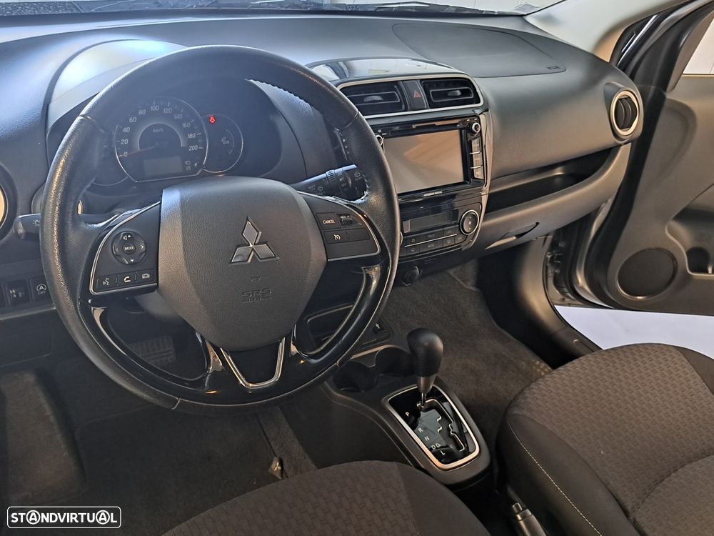 Mitsubishi Space Star 1.2 Intense CVT - 12