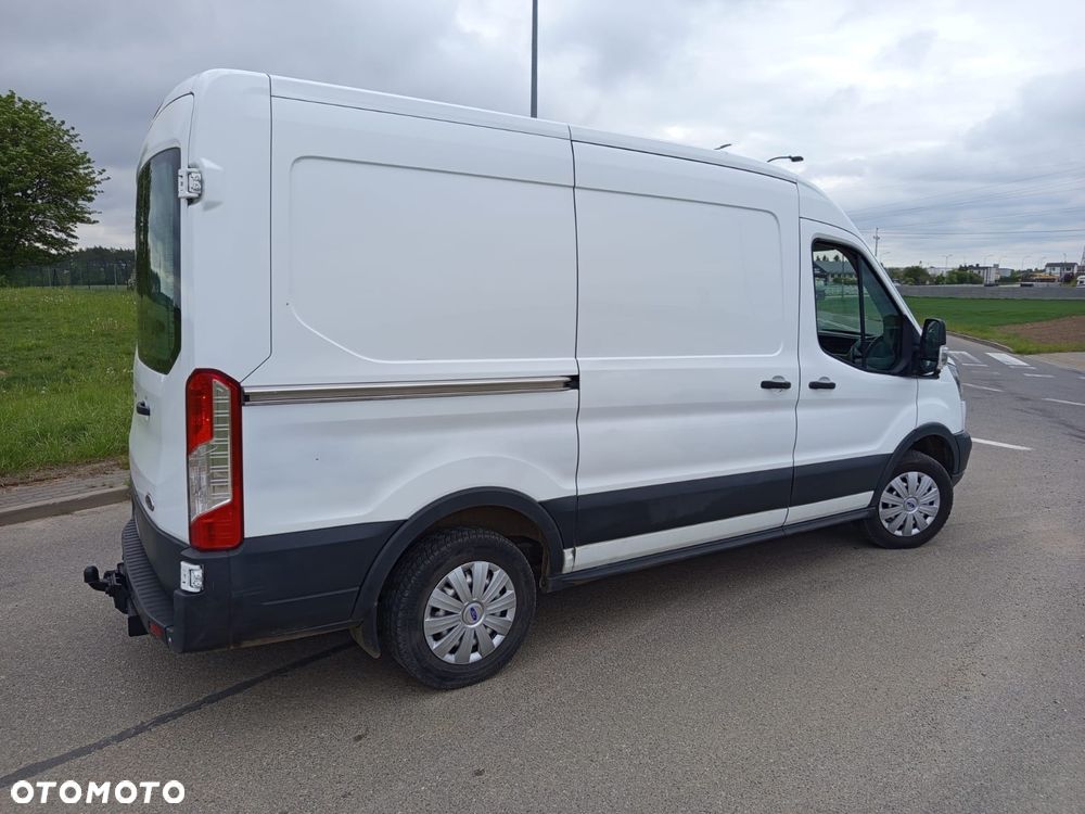 Ford TRANZIT - 10