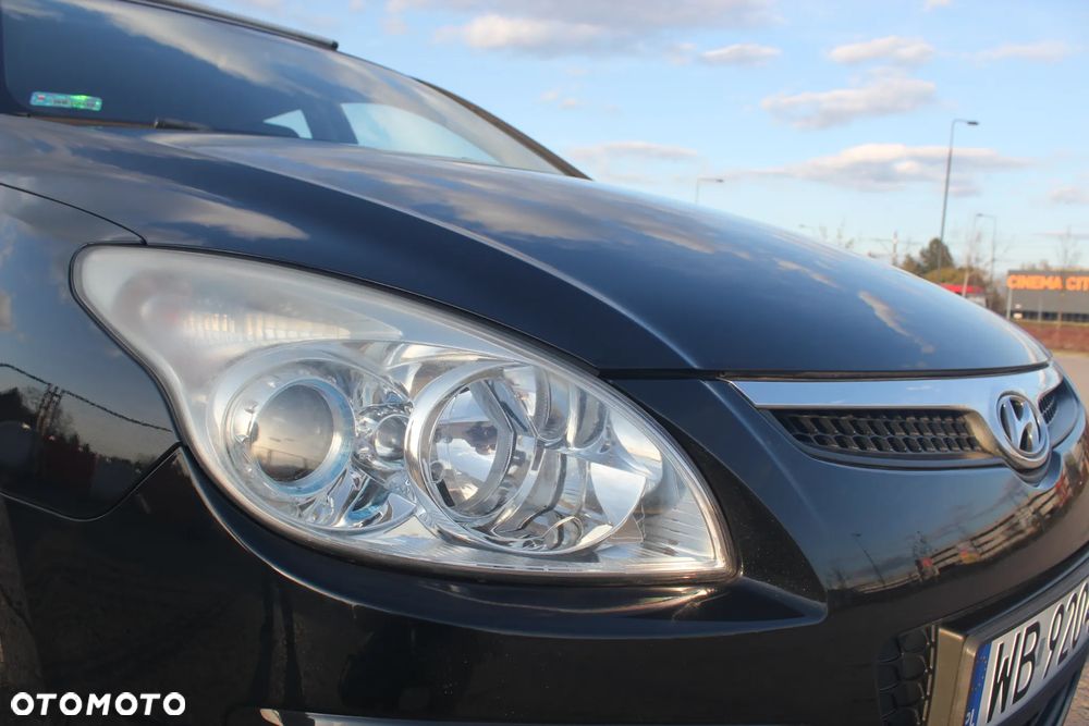 Hyundai i30 1.6 CRDi Comfort - 17