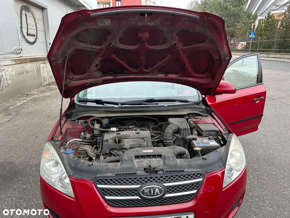 Kia Ceed - 24