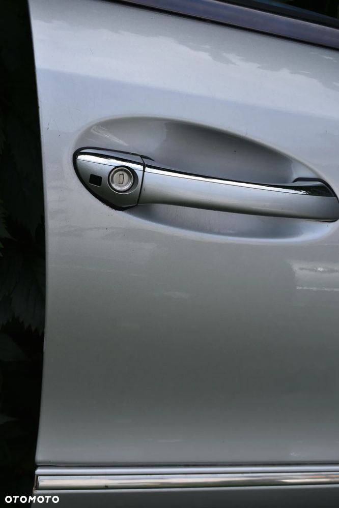 MERCEDES W211 DRZWI PRZEDNIE PRZÓD PRAWE 744 IGŁA - 6