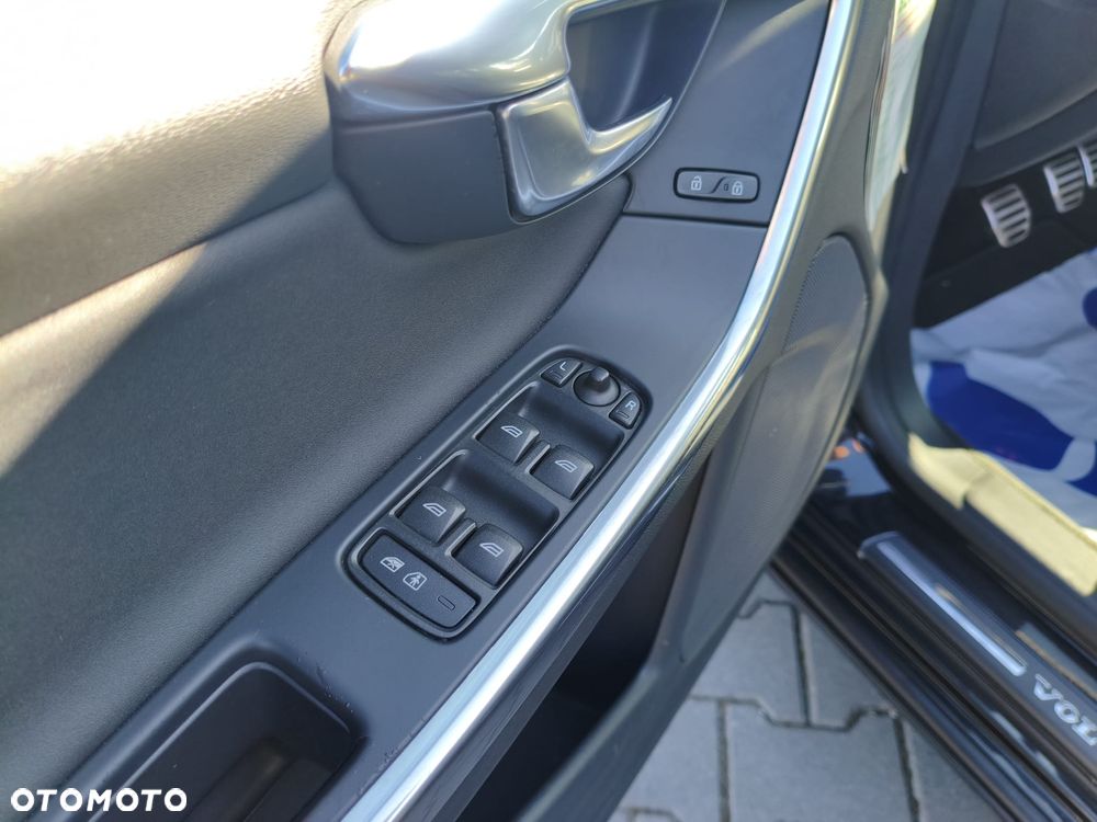 Volvo V60 - 13