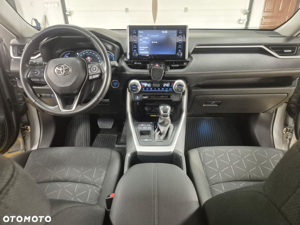 Toyota RAV4 - 17