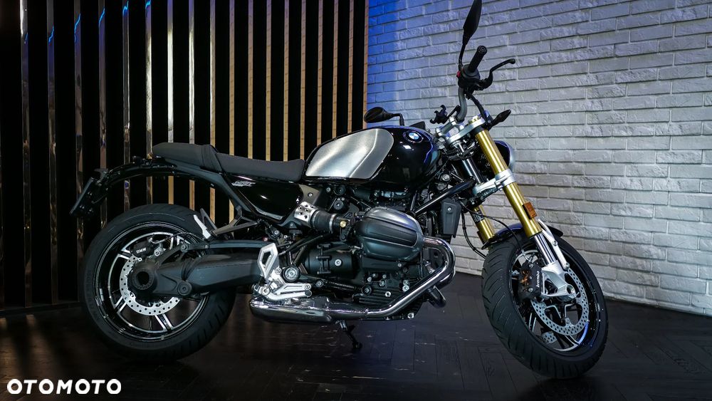 BMW R - 2
