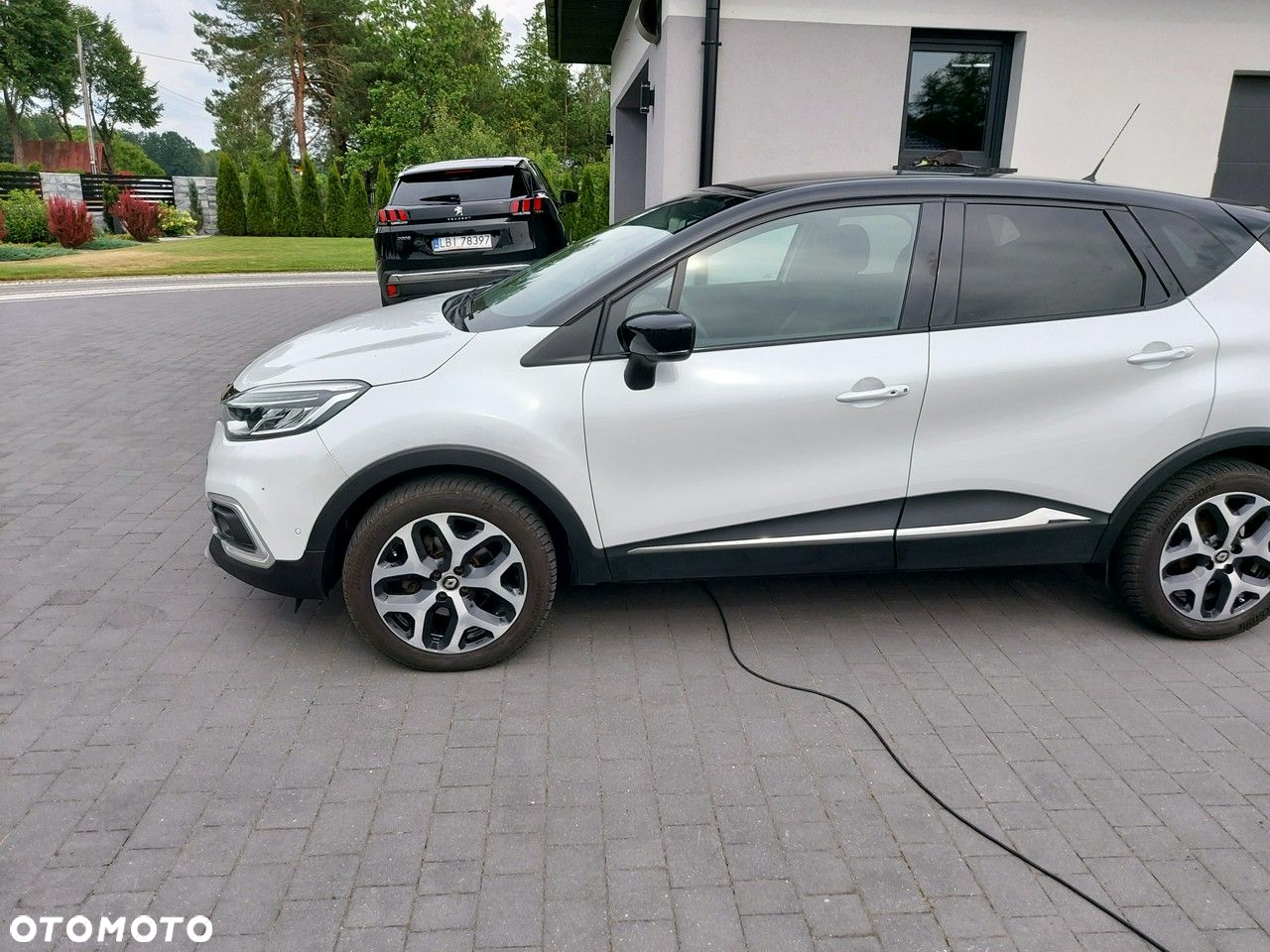 Renault Captur - 10