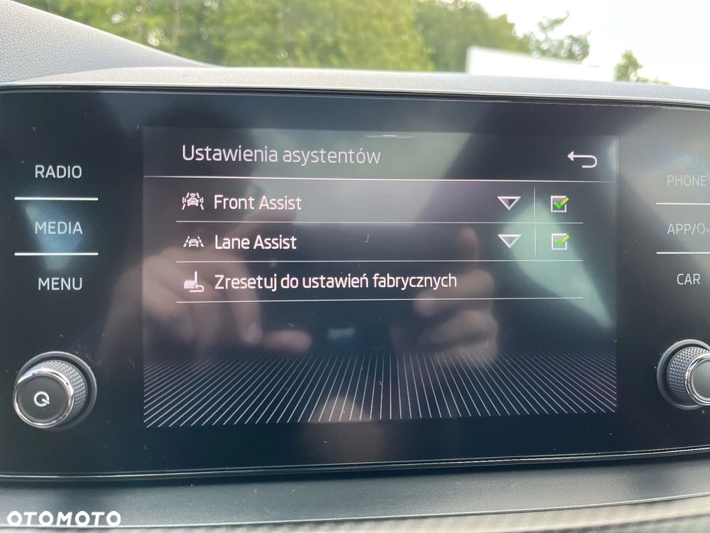 Skoda Scala 1.0 TSI Monte Carlo - 33