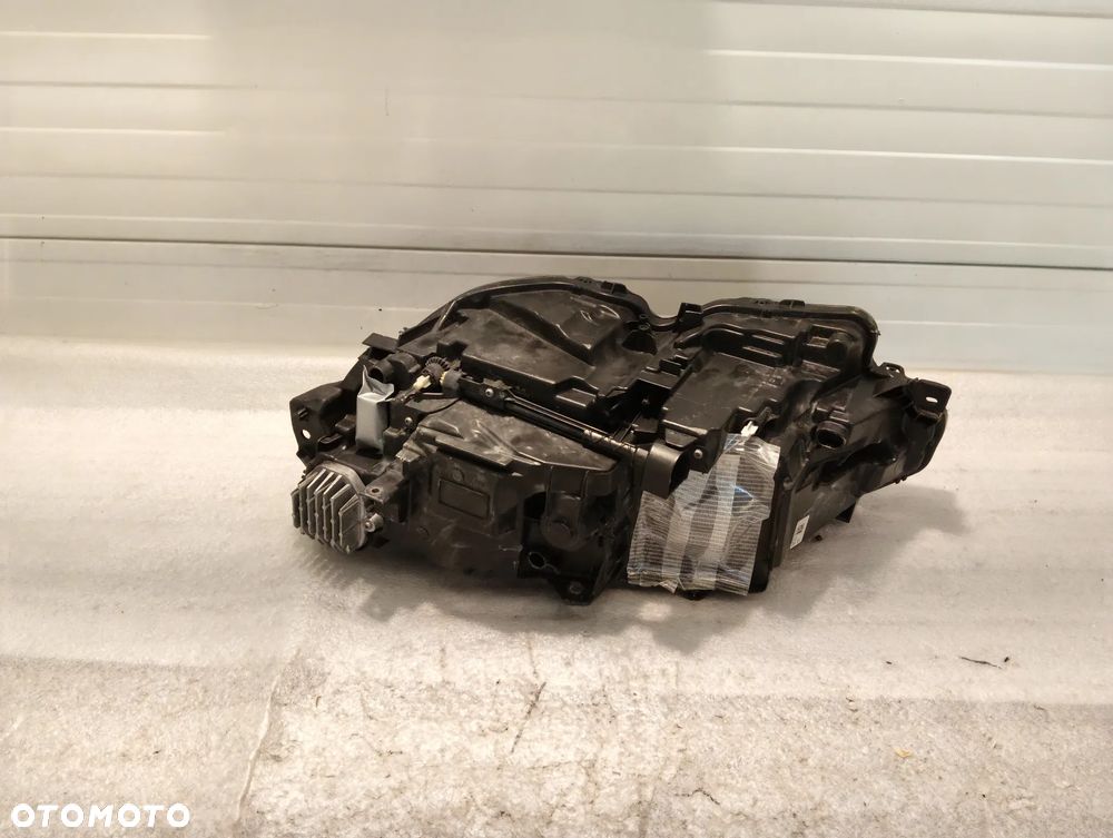 Volvo S90, V90 FULL LED PRZÓD STRONA PRAWA 32228677 - 4