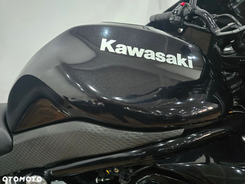 Kawasaki ER - 23