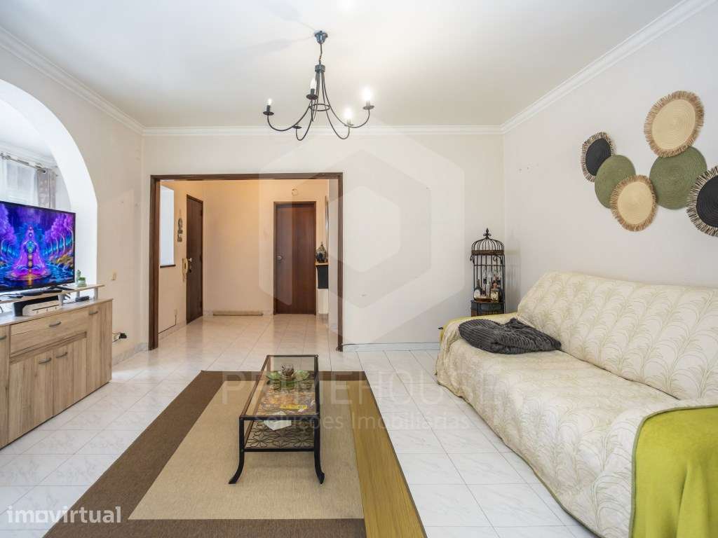 Andar de Moradia T3 com suite e terraço em Qta do Conde, - Grande imagem: 4/28