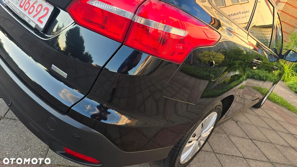 Ford Focus 1.0 EcoBoost Gold X (Trend) - 26