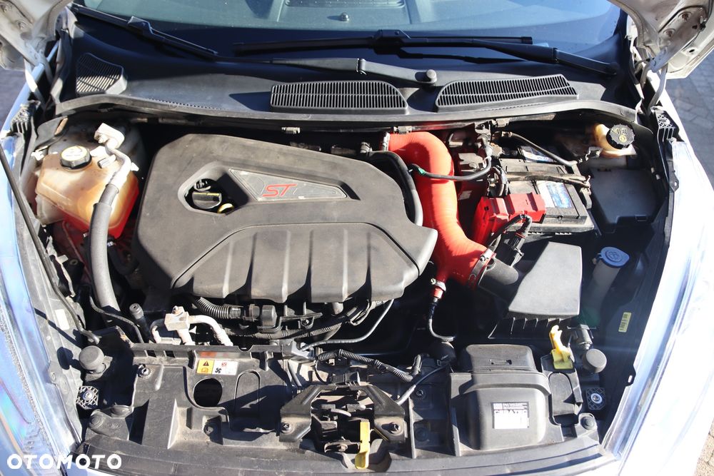 Ford Fiesta ST EU6 - 10