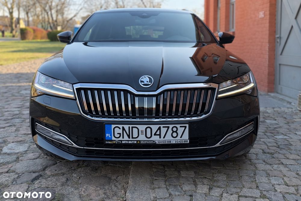 Skoda Superb 2.0 TDI DSG L&K - 3