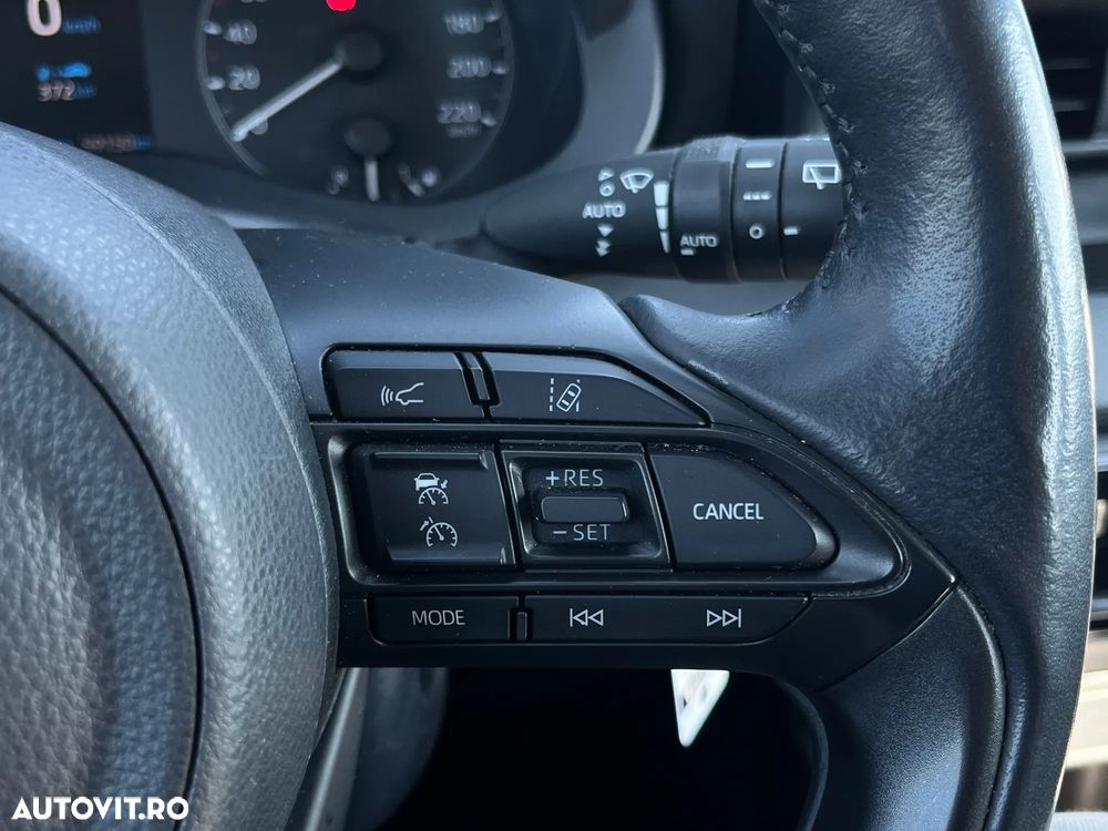 Toyota Yaris - 16