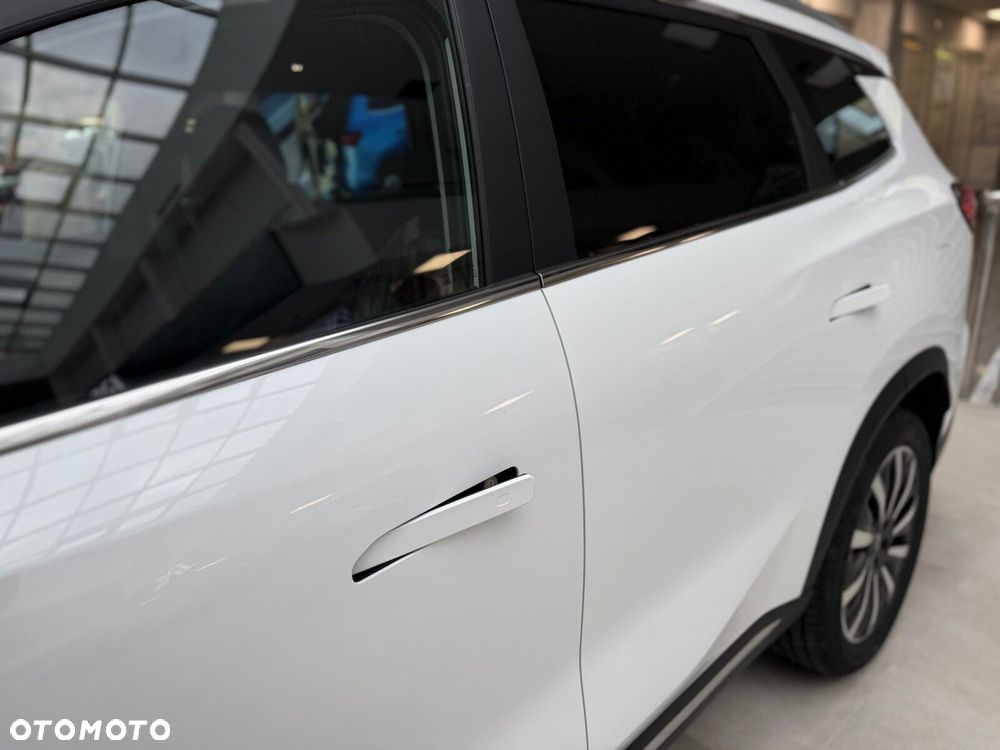 Chery Tiggo 8 1.5 T-GDI Super Hybrid Comfort DCT - 6