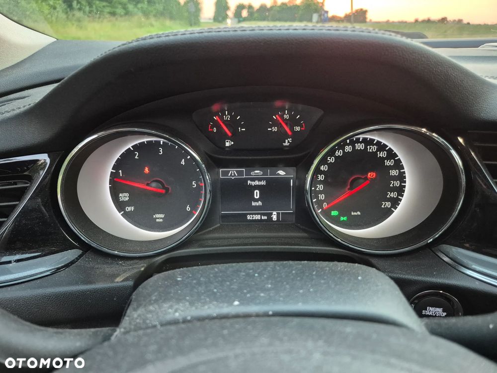 Opel Insignia - 14