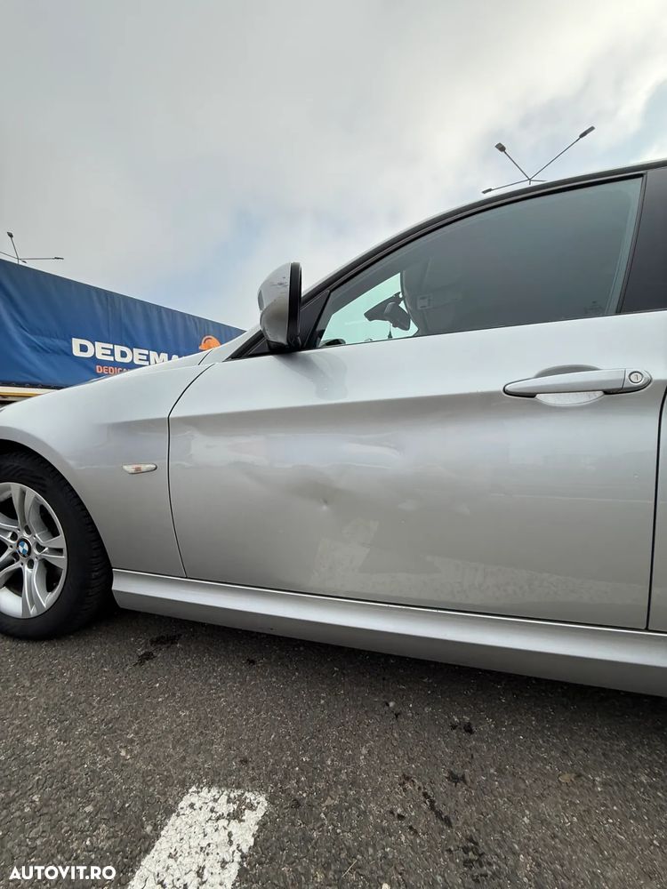 BMW Seria 3 318i Aut. - 10