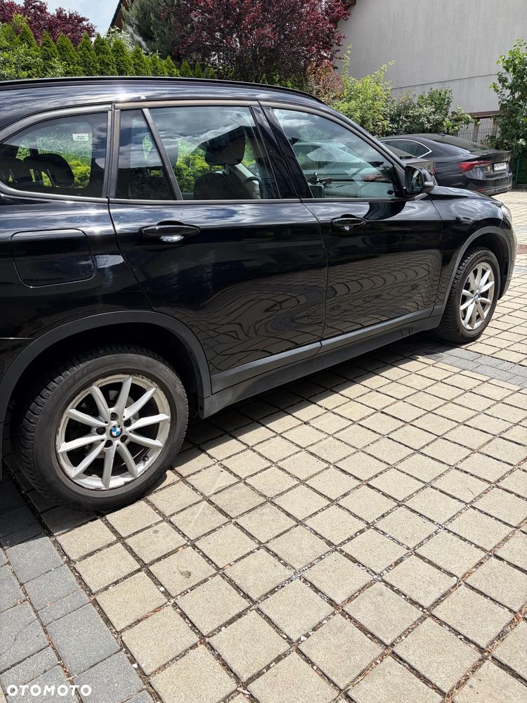 BMW X1 sDrive18i - 3