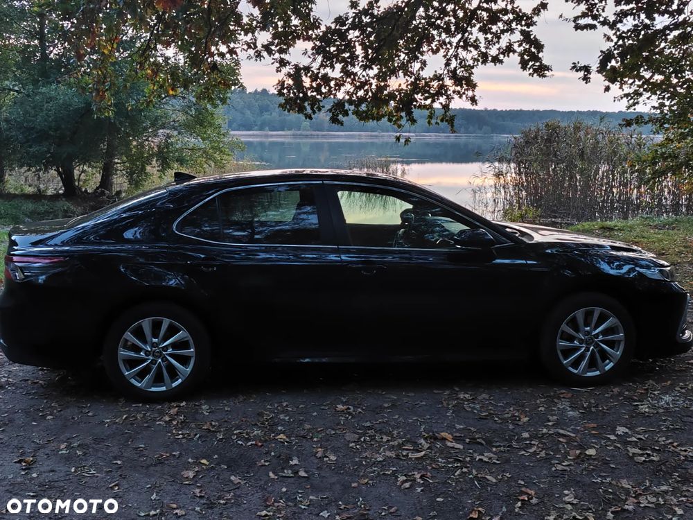 Toyota Camry 2.5 Hybrid Comfort CVT - 3