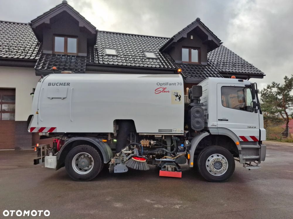 Mercedes-Benz Axor 1829 Zamiatarka BUCHER OptiFant 70 2 Silniki Karcher Wysokiego Ciśnienia Szczotki L/R Listwa Ciśnieniowa + Lanca Eunited PM10 - 5