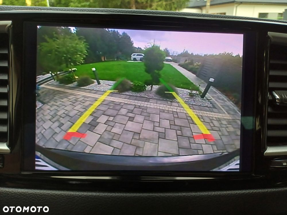 Chrysler Pacifica - 19