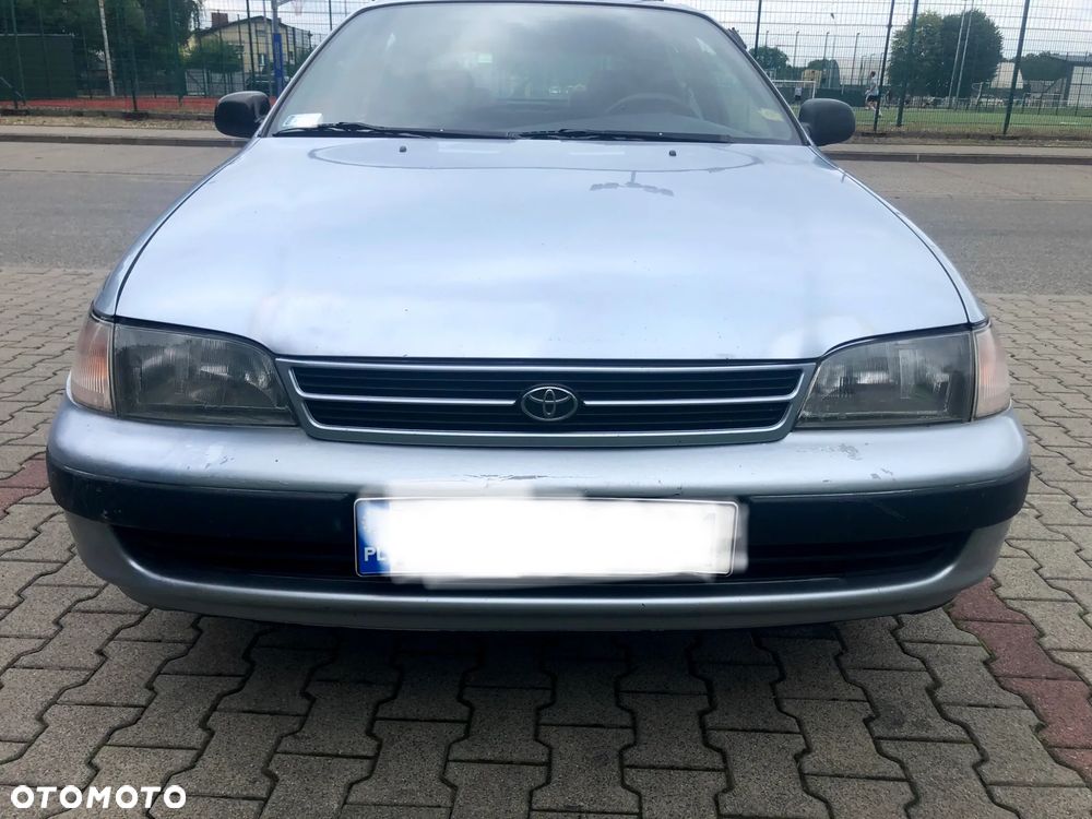 Toyota Carina 1.8 - 19