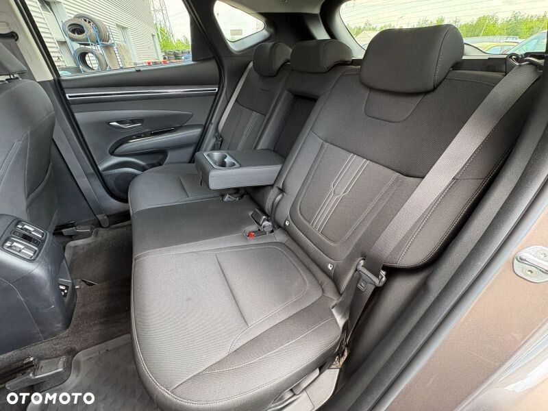 Hyundai Tucson 1.6 T-GDi HEV Platinum 2WD - 16