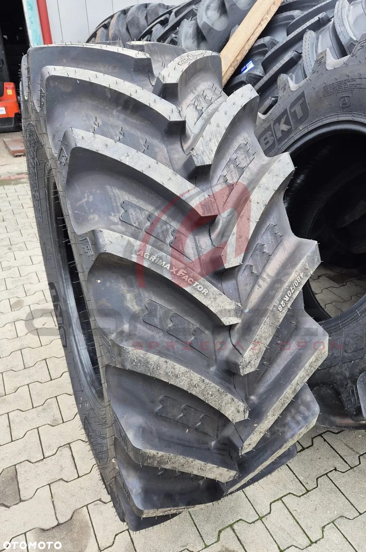OPONA 480/70R28 BKT AGRIMAX FACTOR 140D TL - 2