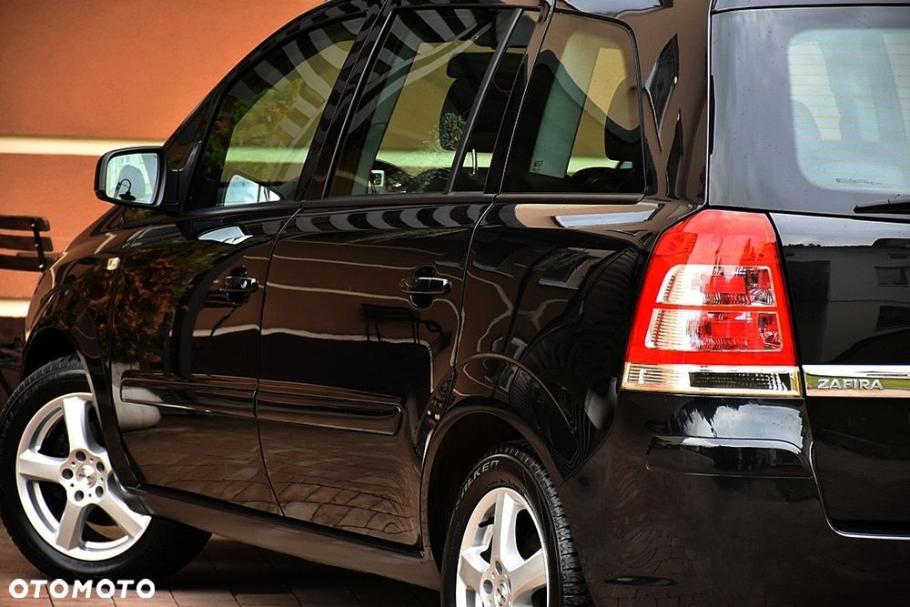 Opel Zafira 1.8 Edition 111 Jahre - 11